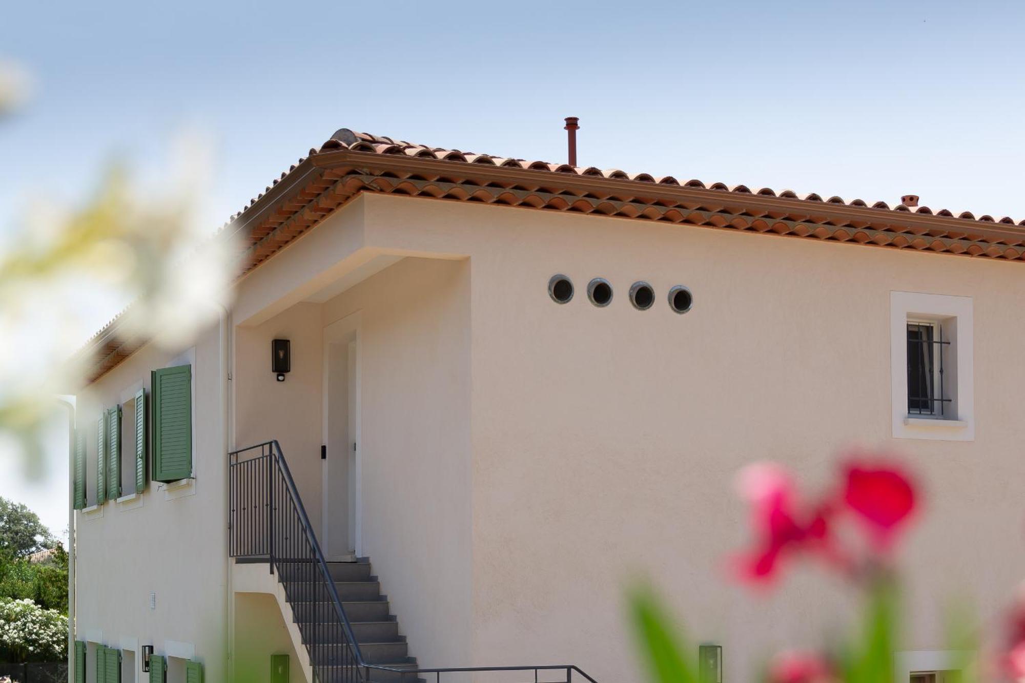 Luxurious And Spacious In The Heart Of The Cote D'azur Roquefort-les-Pins